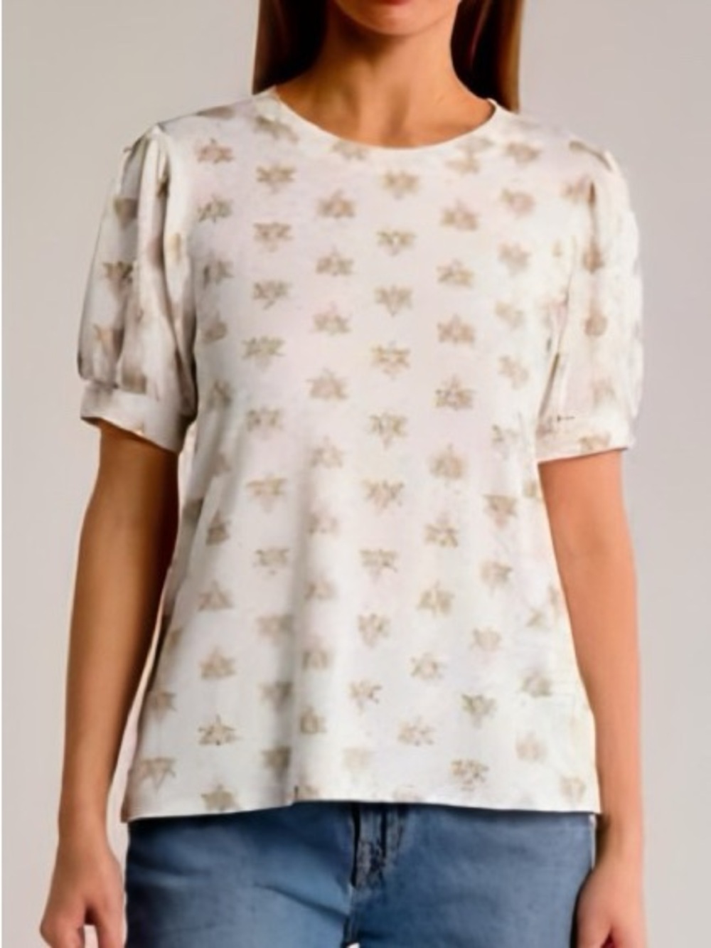 bobeau (Nordstrom) Ivory Floral Puff Sleeve Tee